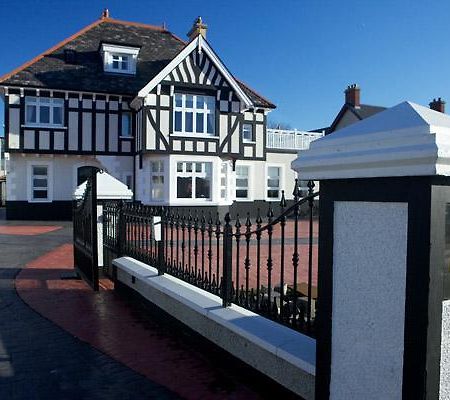 バンクラナ St Columbs House Bed & Breakfast エクステリア 写真