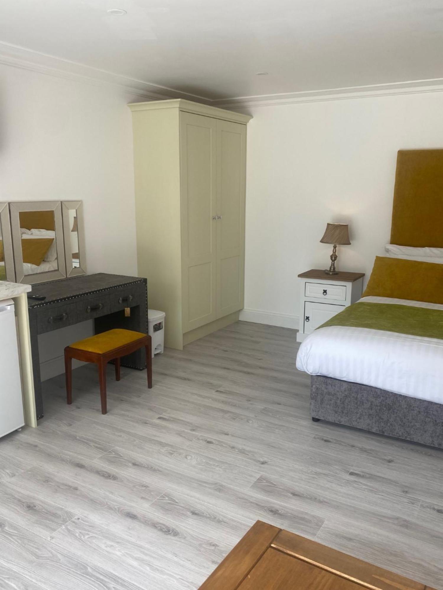 バンクラナ St Columbs House Bed & Breakfast エクステリア 写真
